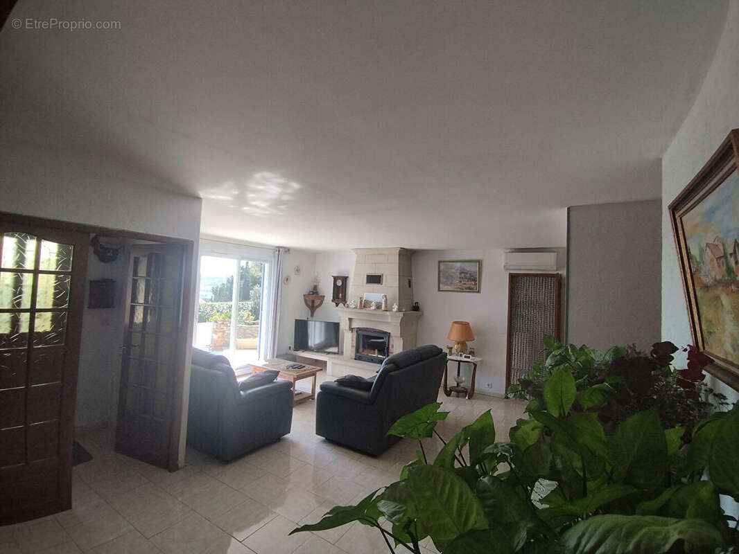 Maison à VILLENEUVE-LES-AVIGNON