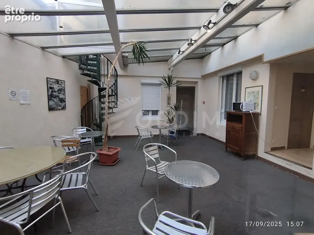 Auxerre - immeuble d'investissement - hotel 16 chambres - photo 3