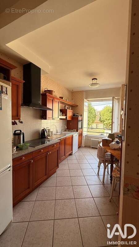 Appartement 100 m² à Roanne  - photo 8