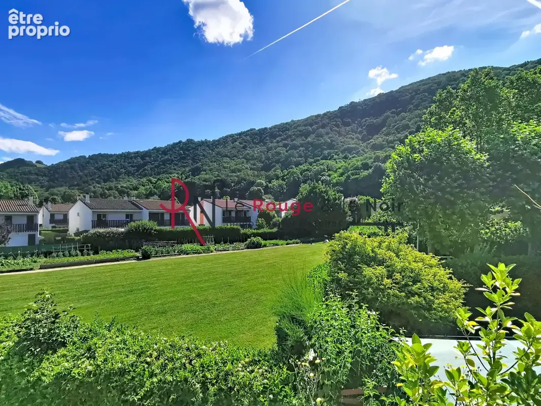 Appartement à POISAT
