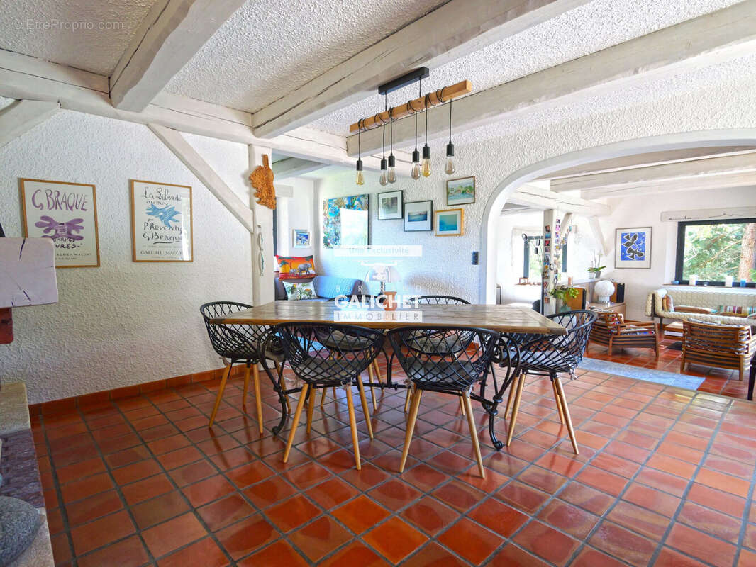 Maison à LA BATIE-VIEILLE