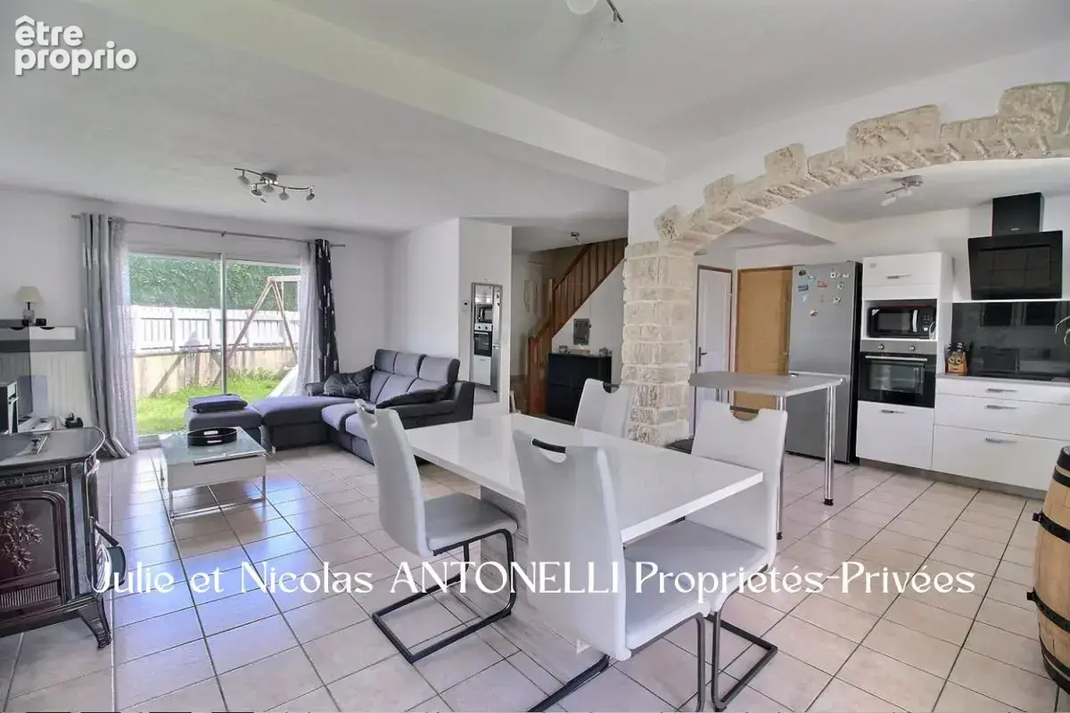 Maison 5 pièce(s) 92 m2, 3 chambres, garage et jardin - photo 2