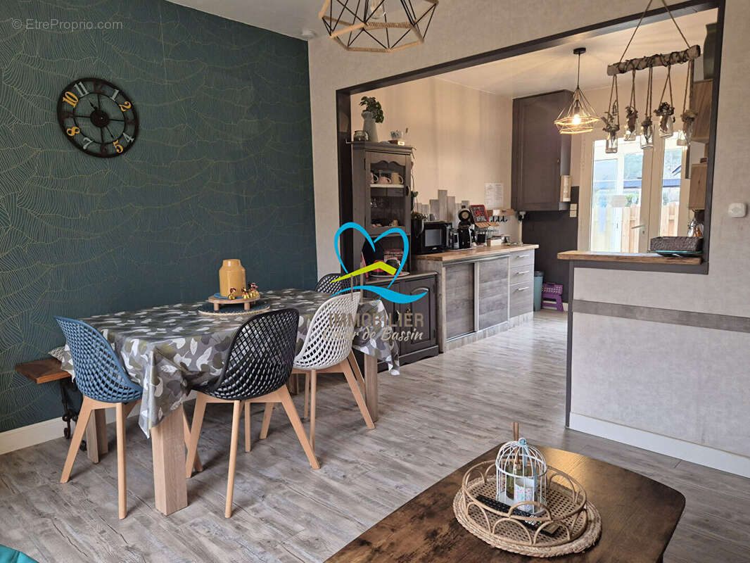 Maison et sa dépendance à Cassy - photo 3