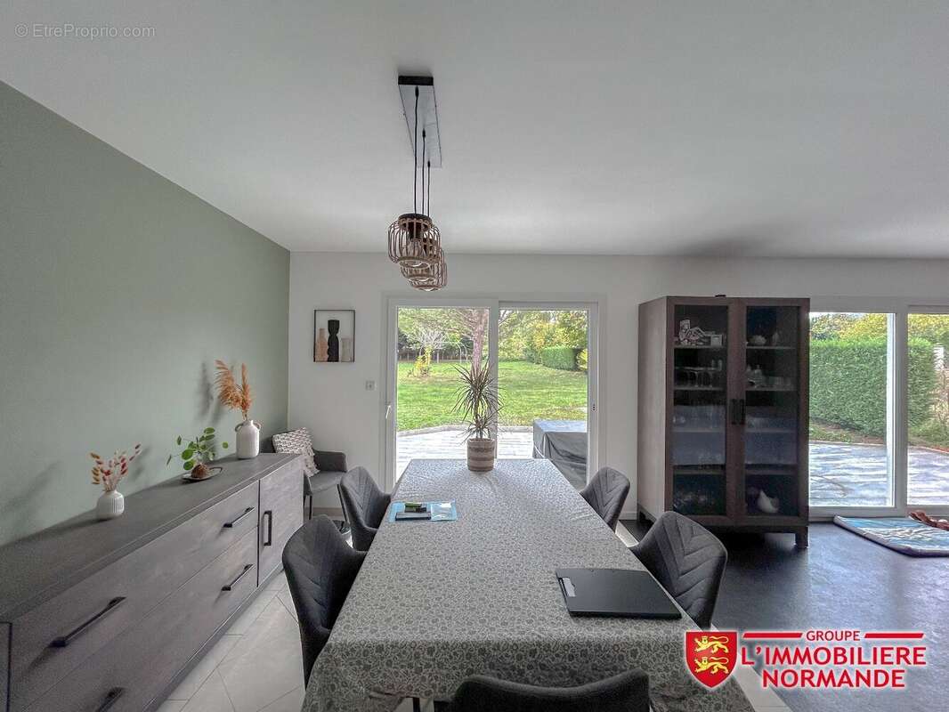 Maison à LIMETZ-VILLEZ