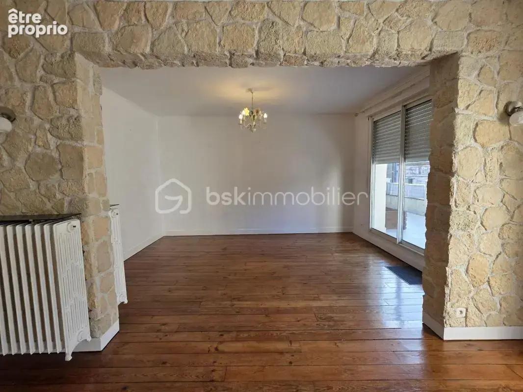 Agen hypercentre-appartement 100 m² - 2 chambres- terrasse- cave - photo 6
