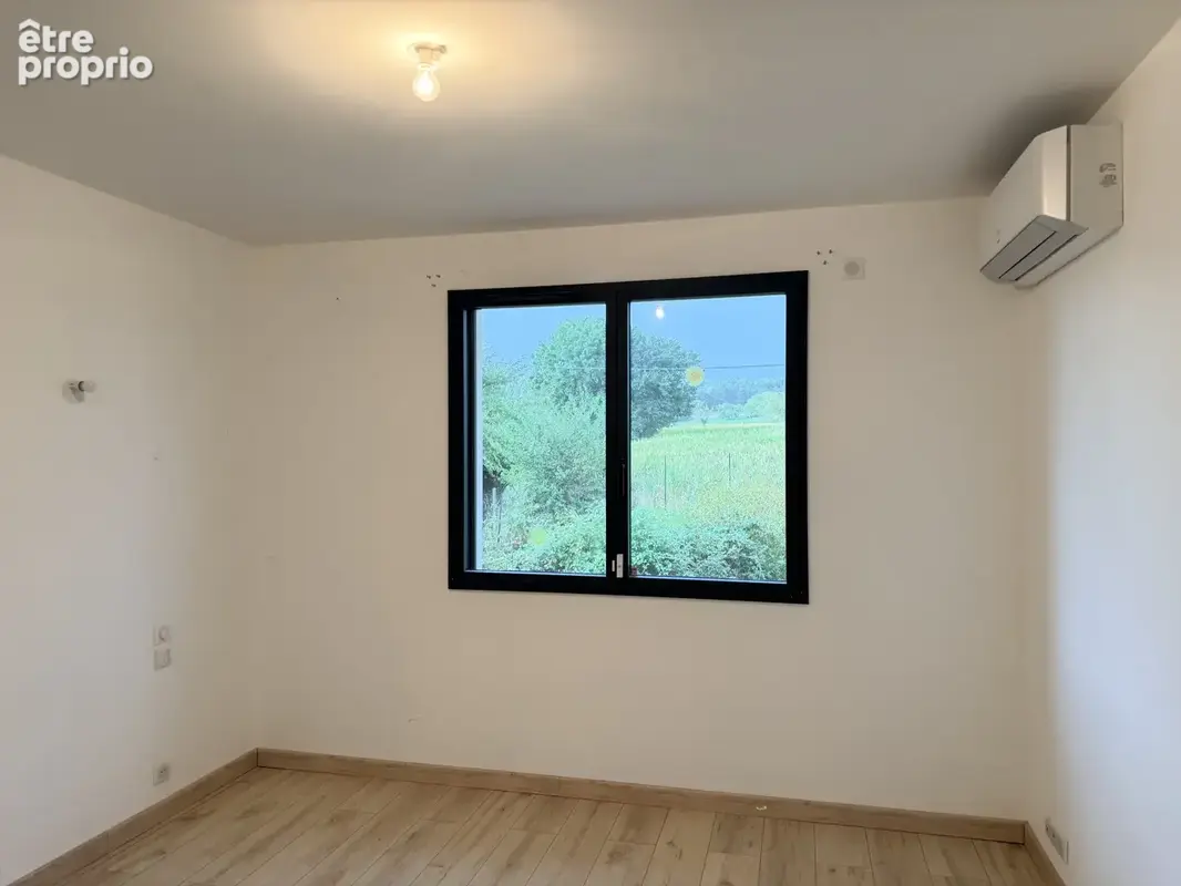 Maison contemporaine avec piscine, garage et deux studios - photo 6
