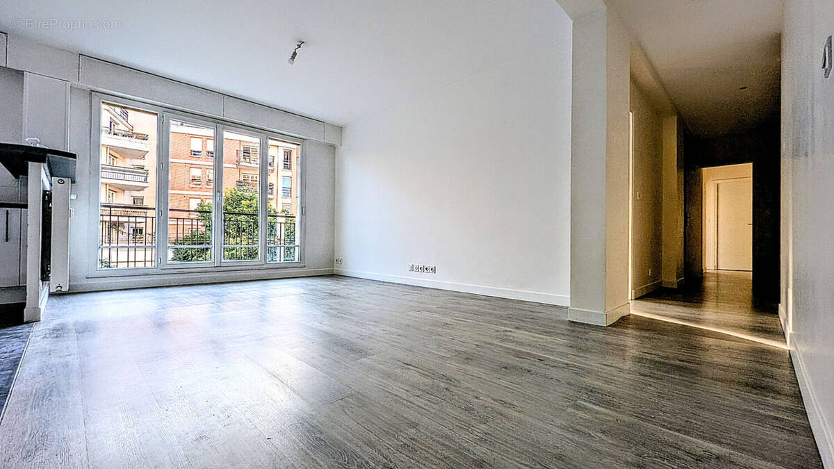Appartement à SAINT-DENIS