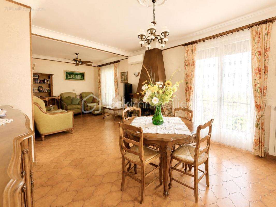 Maison 138 m² – vue mer & mont san peyre – secteur minelle – fort potentiel – garage 29 m² - photo 3