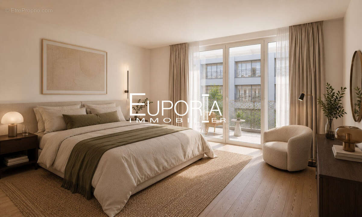 Appartement à PARIS-16E