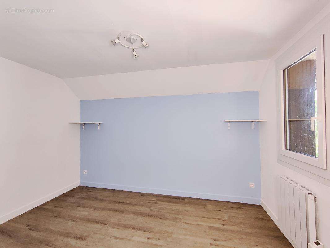 Maison à SAINT-GENIX-SUR-GUIERS