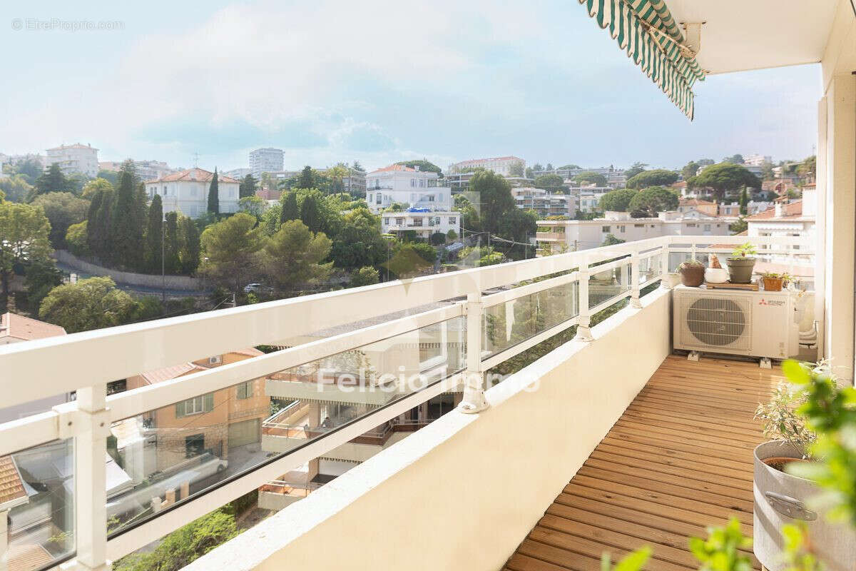 Appartement à CANNES