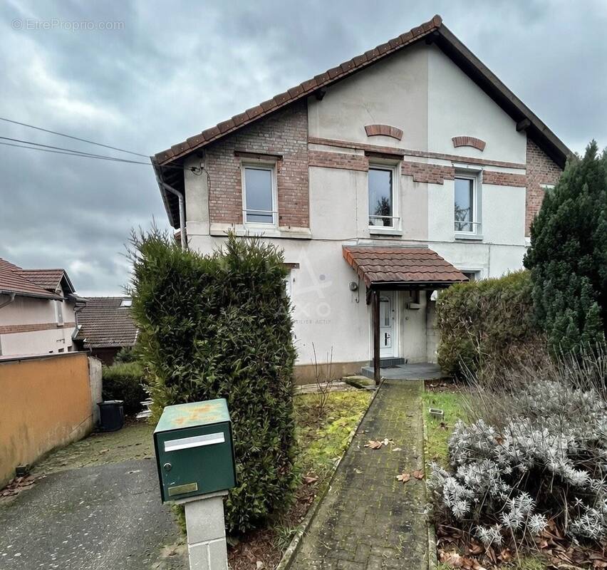 Maison à PETITE-ROSSELLE