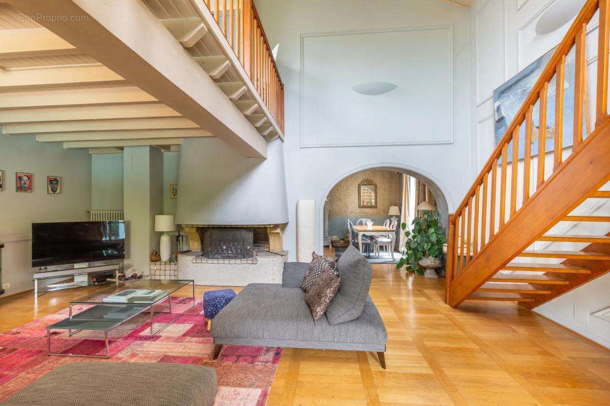 Maison à VILLEFRANCHE-SUR-SAONE