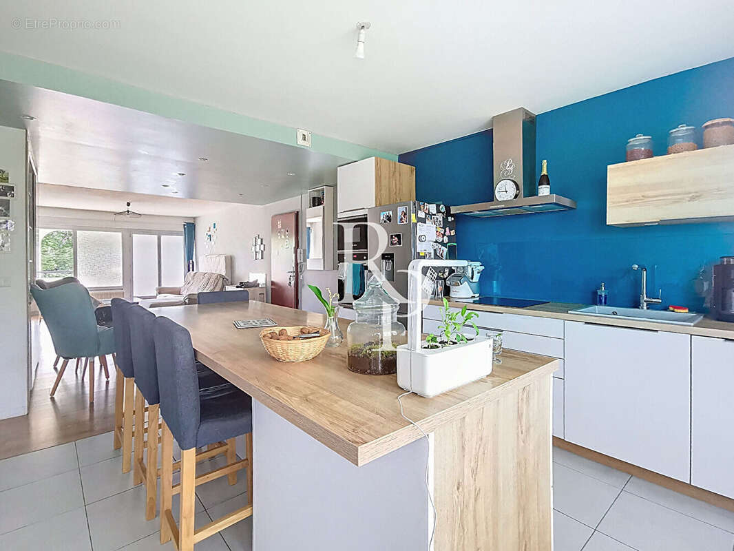 Appartement à TASSIN-LA-DEMI-LUNE