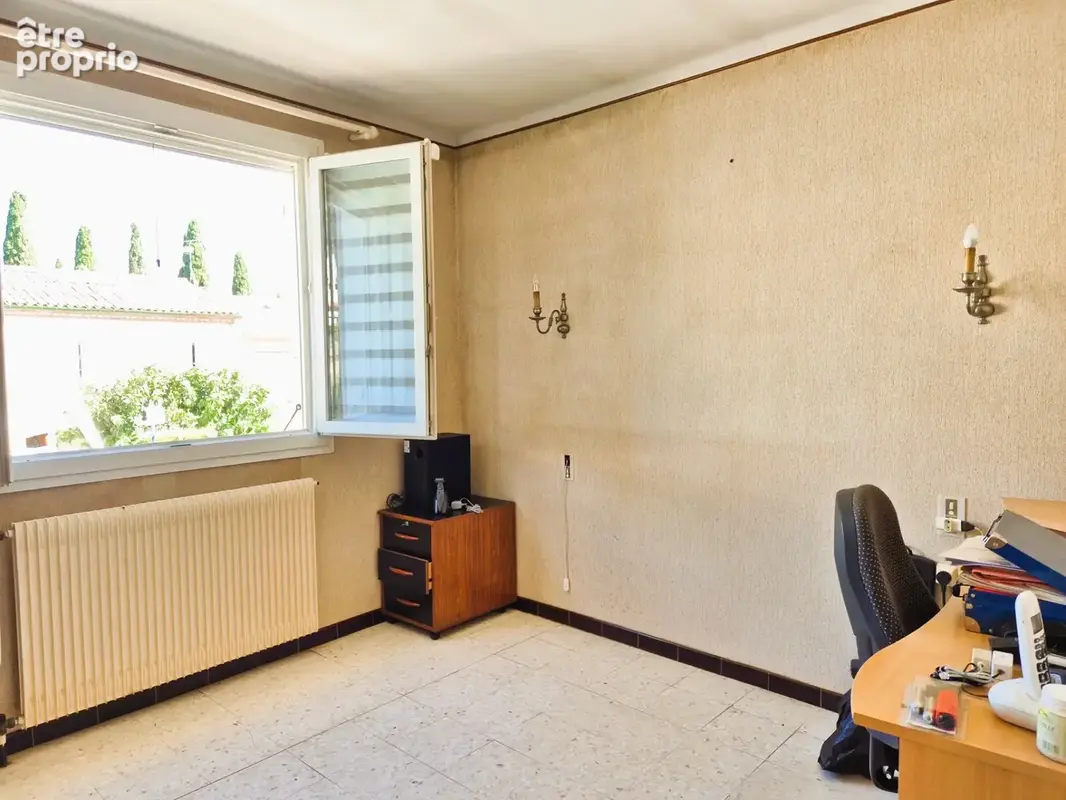 Maison avec garage et jardin en centre-ville - photo 12