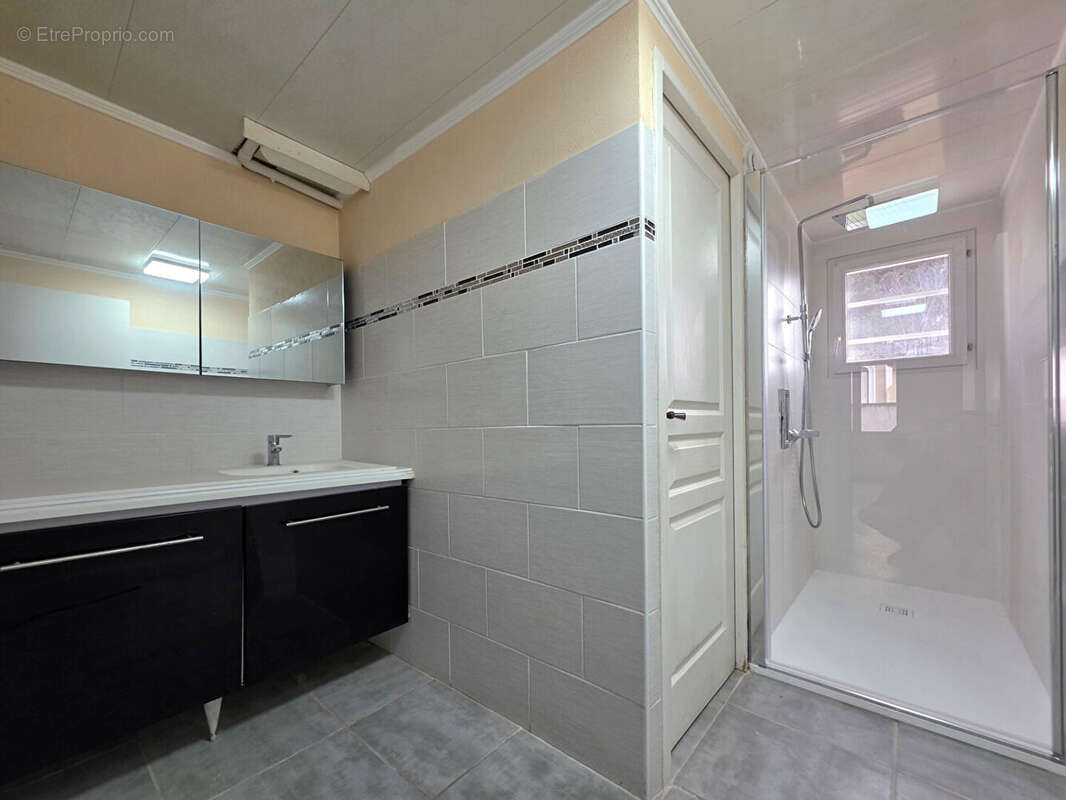 Maison à ROMANS-SUR-ISERE