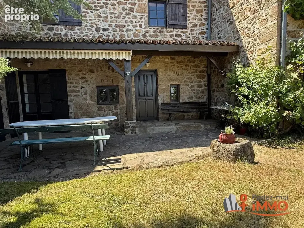 Maison 7 pièces 205 m² à vendre à Burdignes (42220) - photo 5
