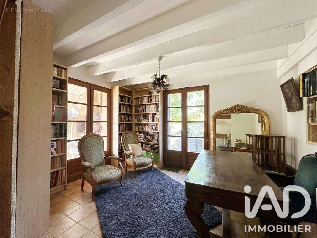 Maison 144 m² à Montpouillan  - photo 4