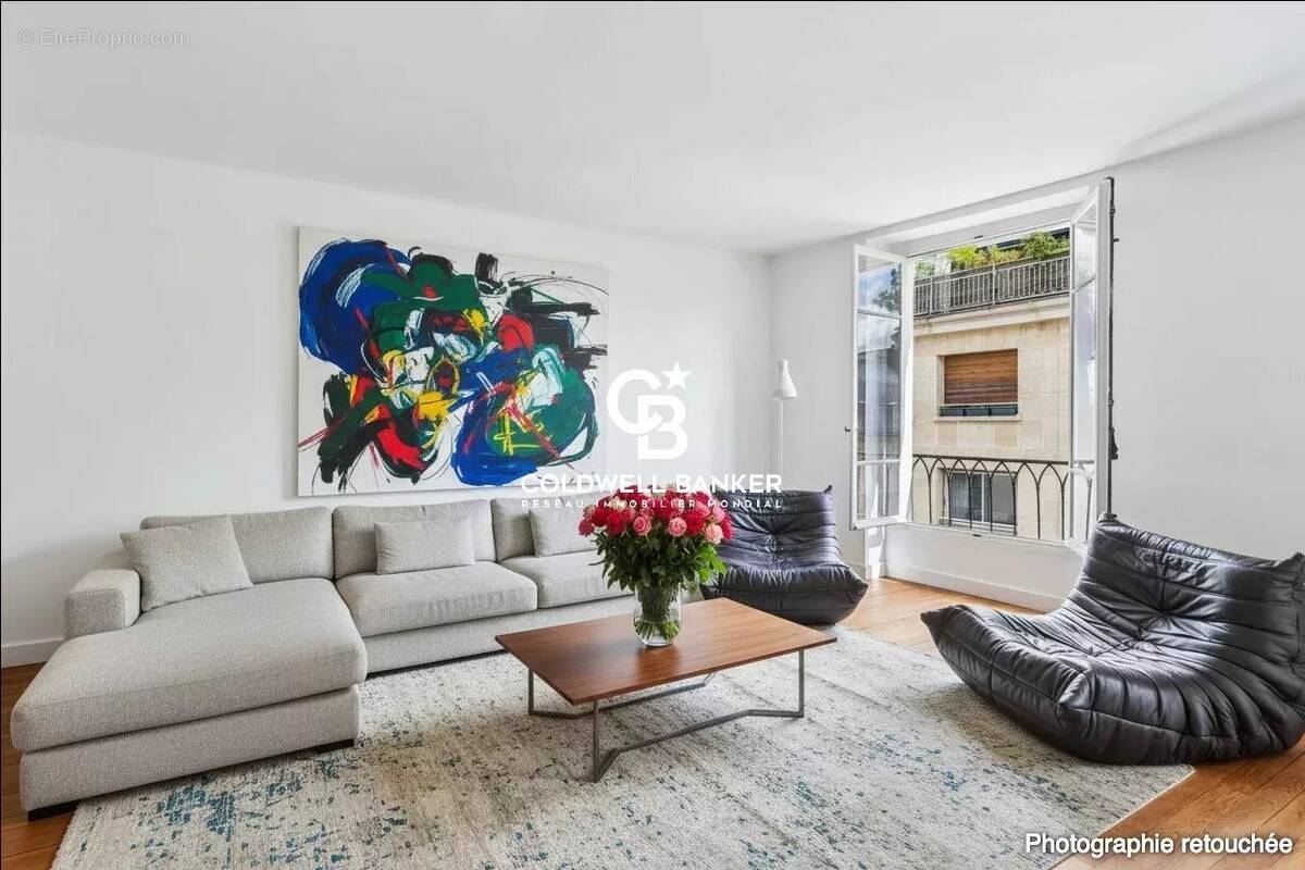 Appartement à PARIS-7E