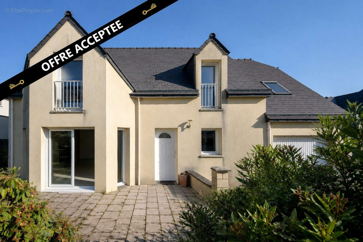 Maison à TREGUEUX