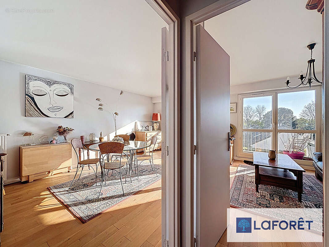 Appartement à LE PLESSIS-TREVISE