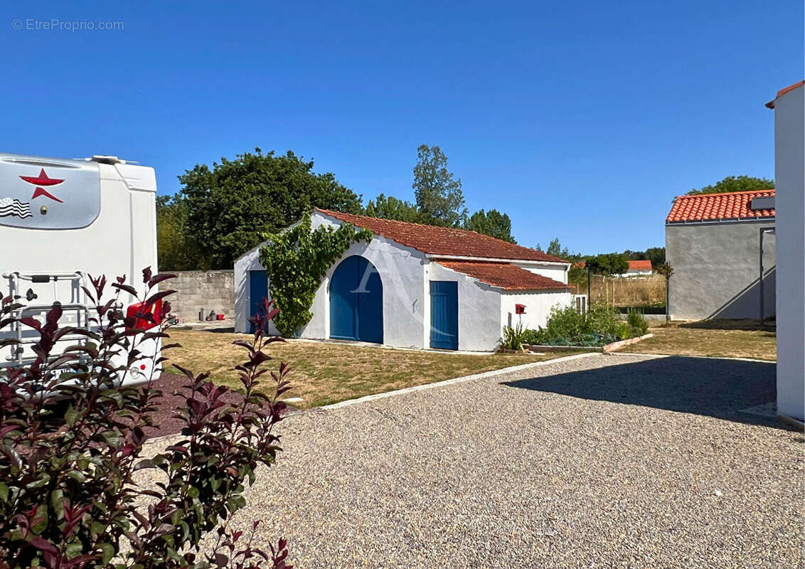 Maison à SAINT-URBAIN