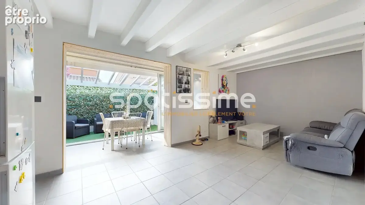 CAP D'AGDE - Rochelongue  Villa rénovée dans résidence sécurisée avec piscine et parking privatif - photo 9