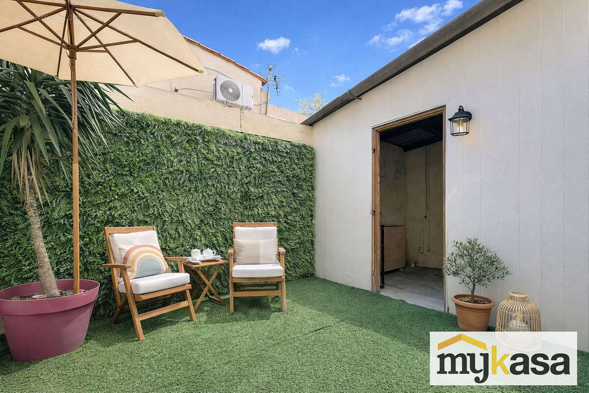 Exclusivité MARSEILLE L'ESTAQUE maison de ville 60m2 environ. - photo 3