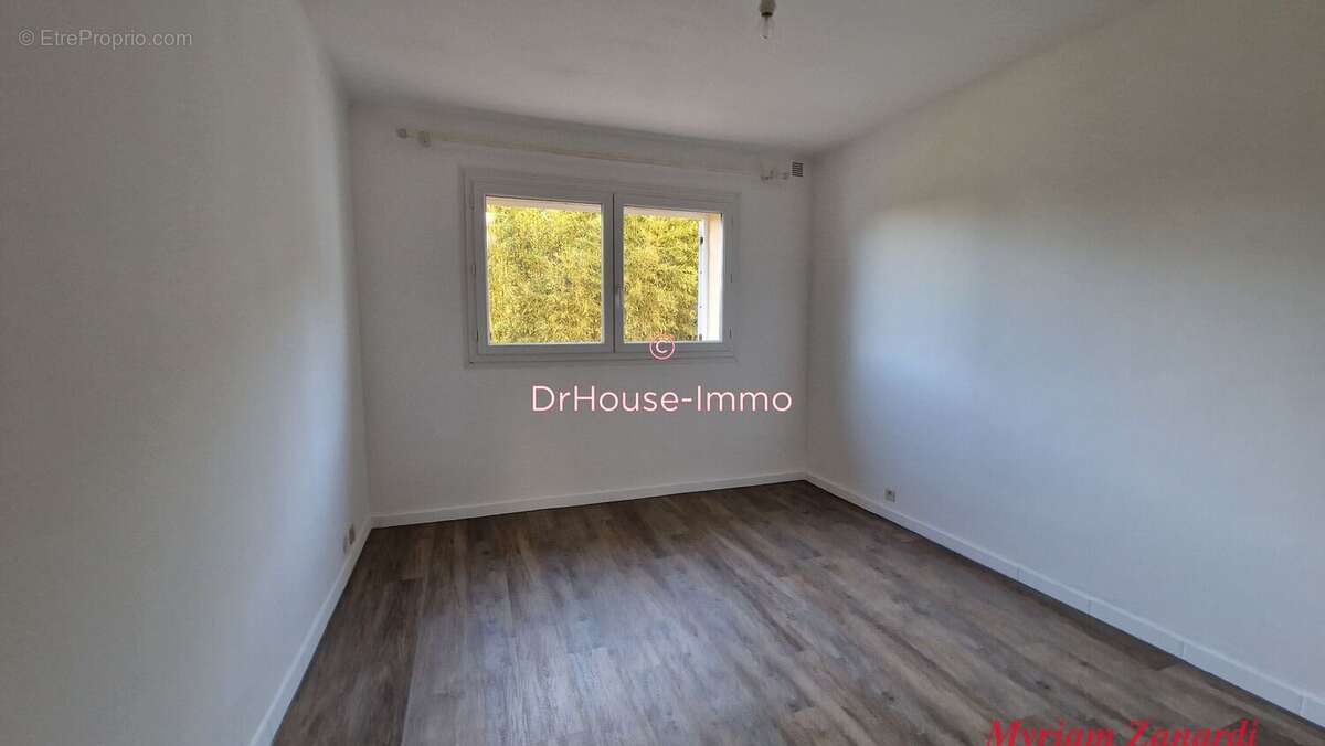 Appartement à MANDELIEU-LA-NAPOULE