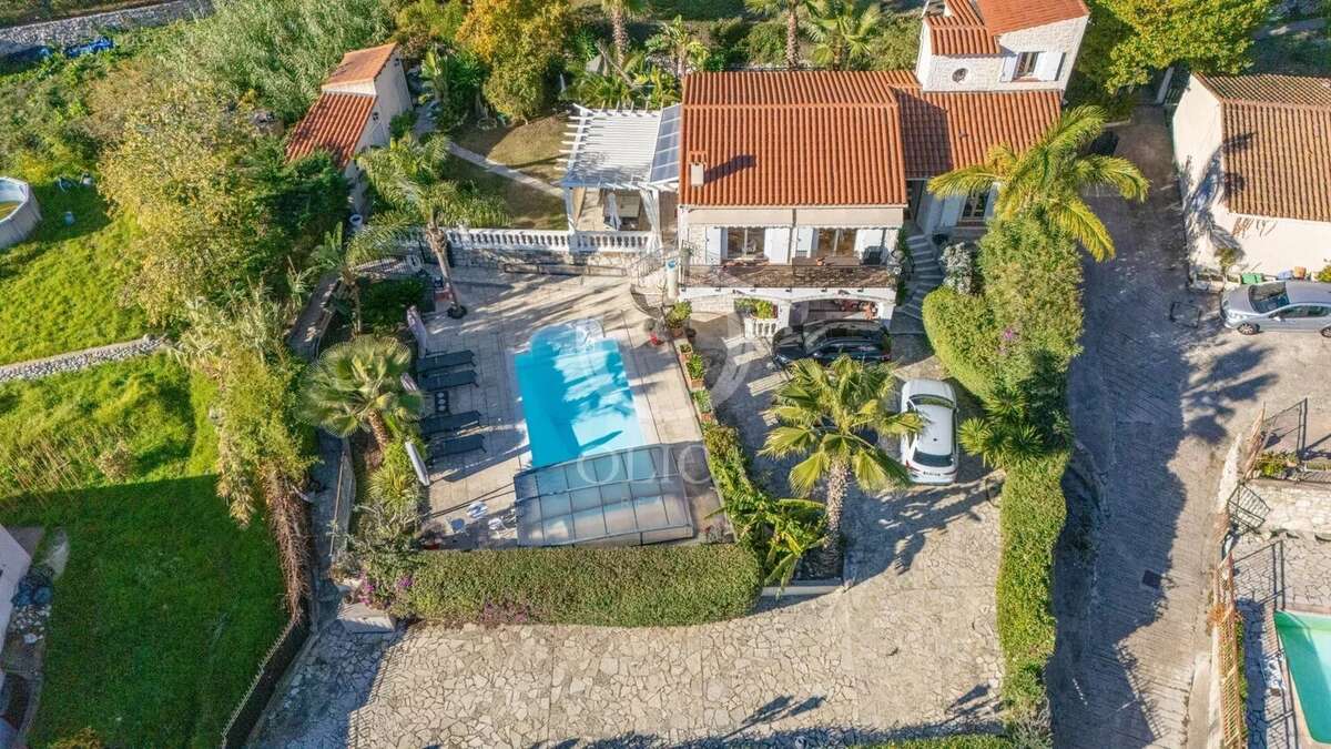 Maison à BEAUSOLEIL