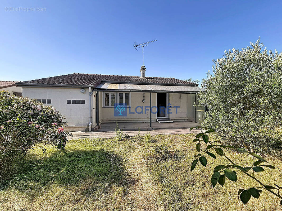 Maison à CESSON