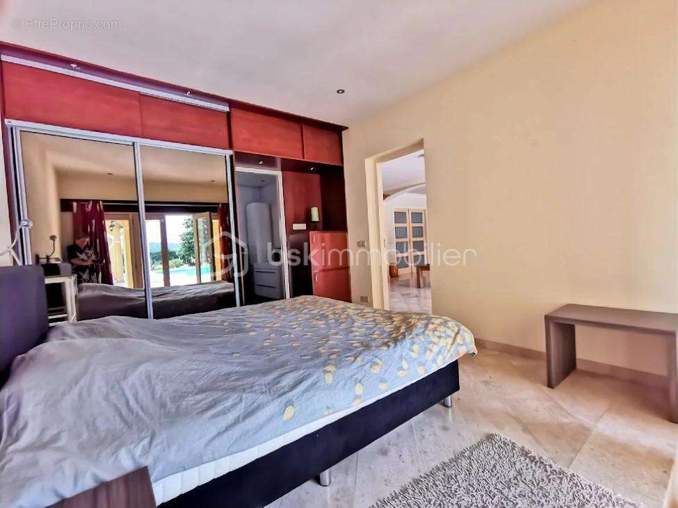 Maison à VALLON-PONT-D'ARC