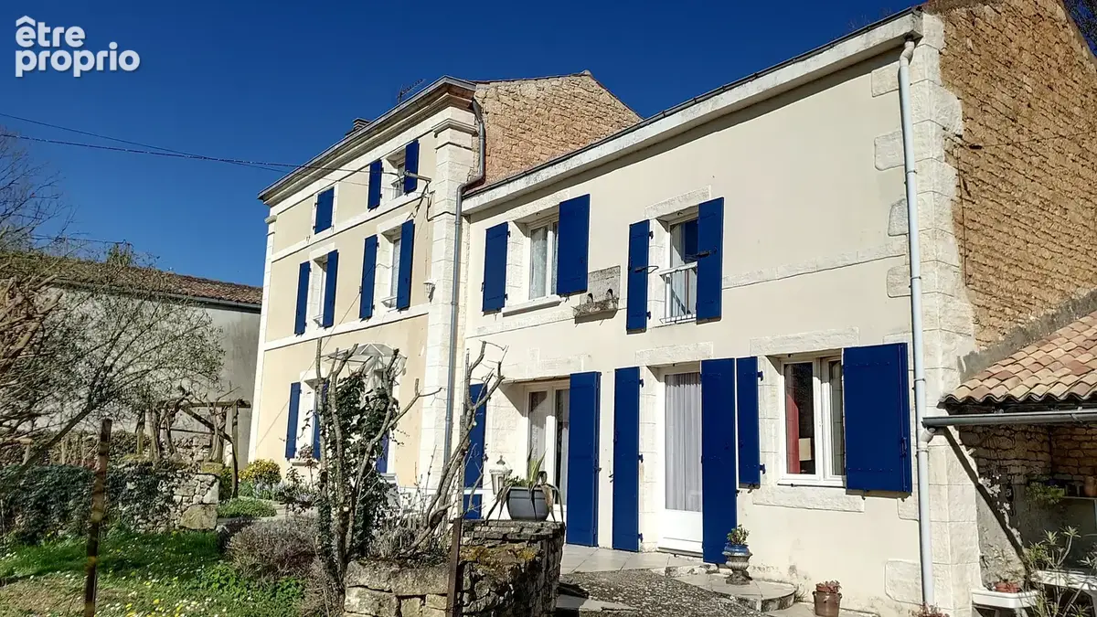 Maison à LA CRECHE