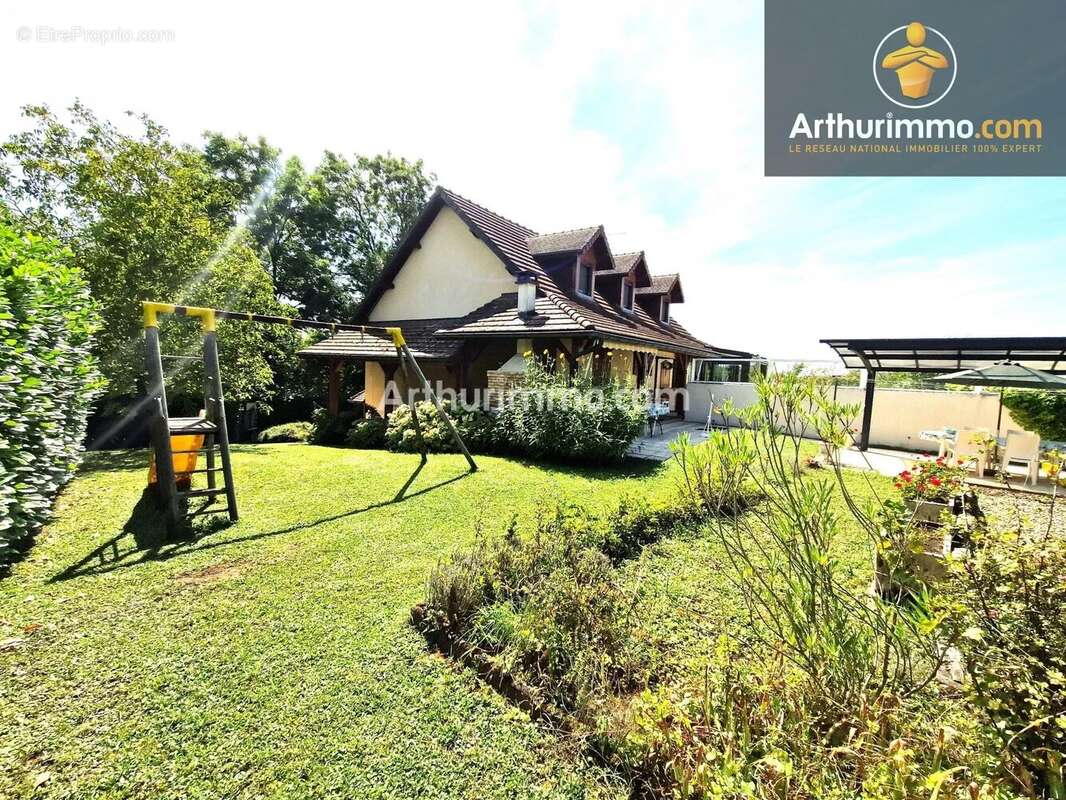 Maison à TOULOUSE-LE-CHATEAU