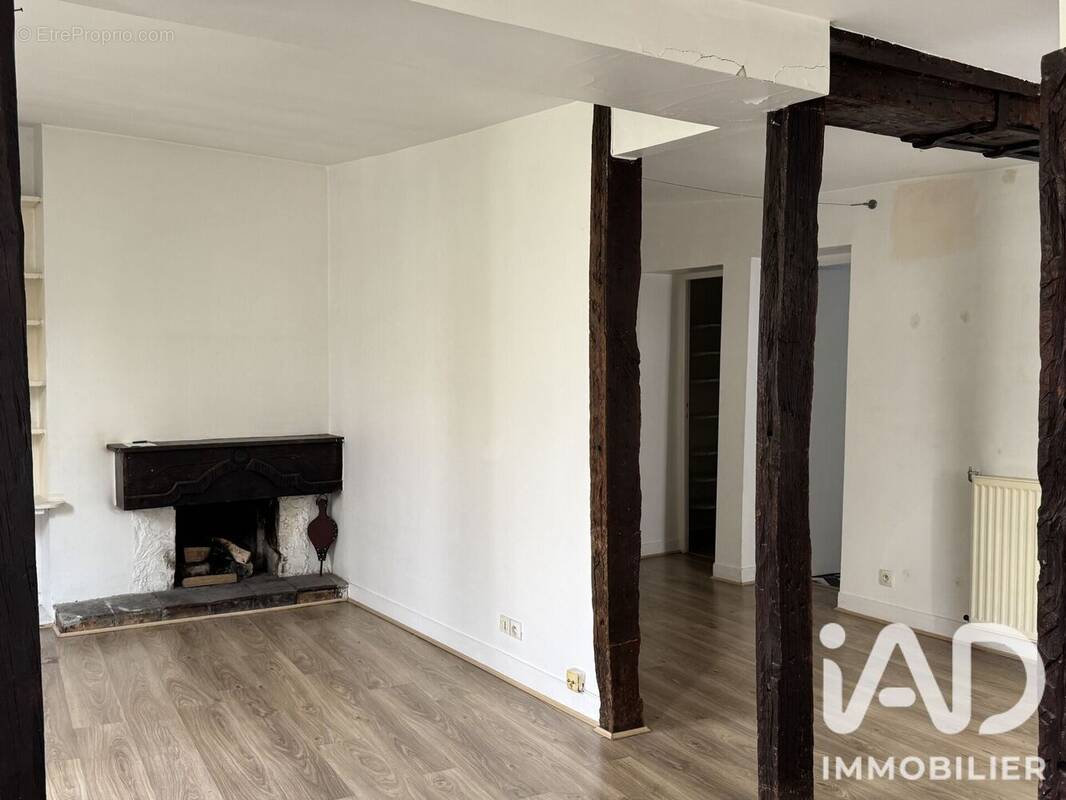 Photo 1 - Appartement à PARIS-3E