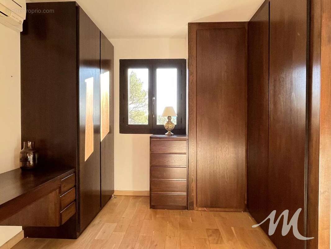 Maison à SAINT-MAXIMIN-LA-SAINTE-BAUME