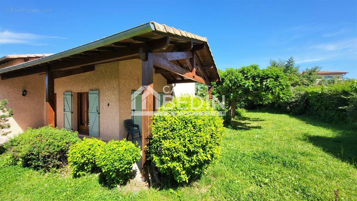 Maison à SAINTE-FOY-D&#039;AIGREFEUILLE