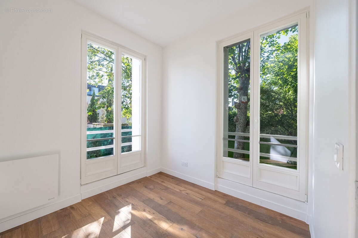 Maison à ASNIERES-SUR-SEINE