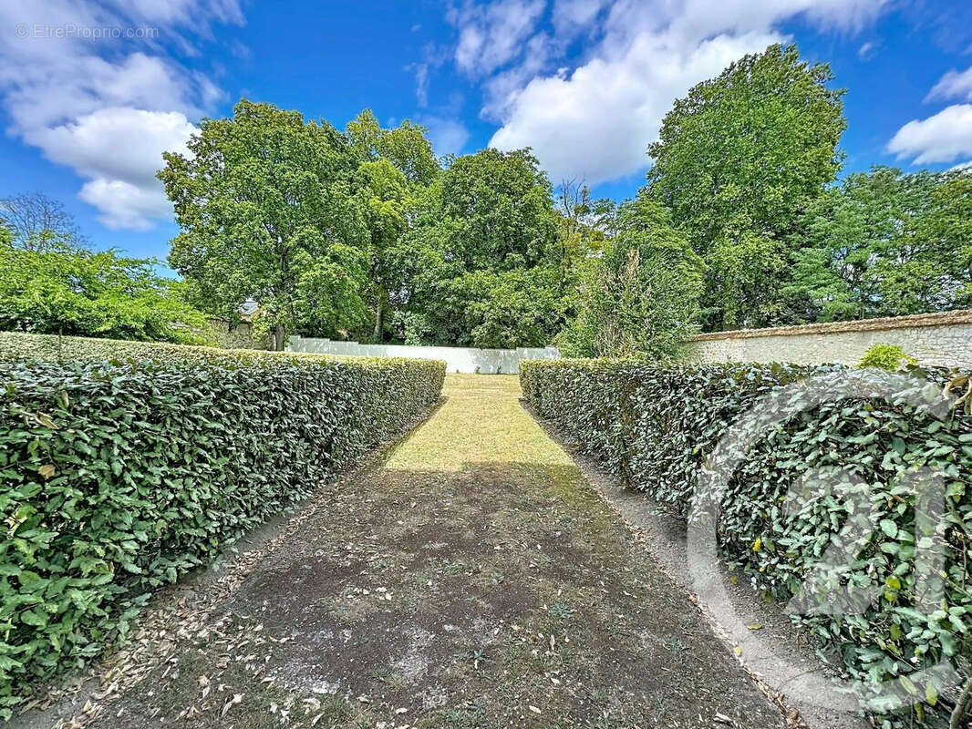 Appartement à FONTAINEBLEAU
