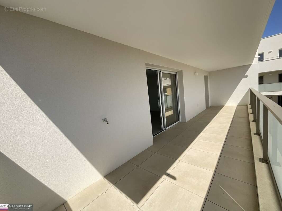 Appartement à SAUVIAN
