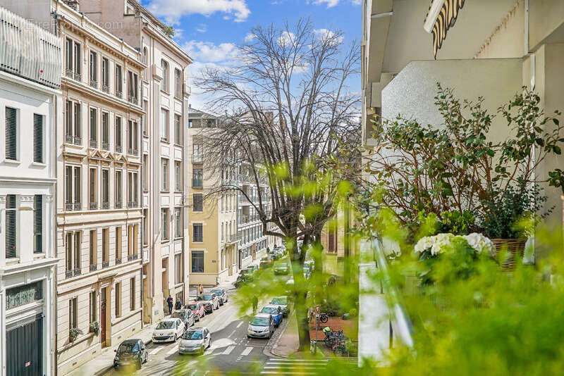 Appartement à LYON-6E