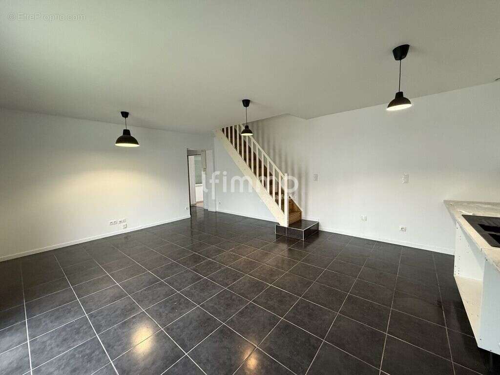 Appartement à TREMBLAY-EN-FRANCE