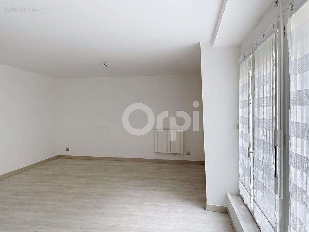 Appartement à LONGJUMEAU