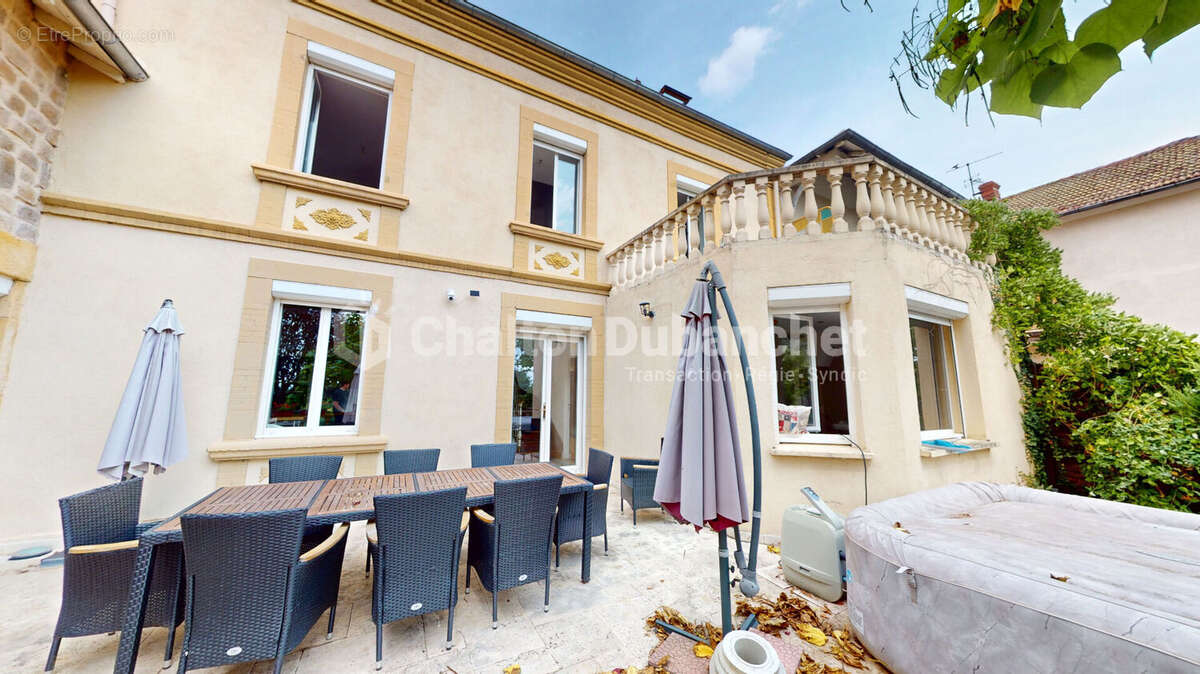 Maison à SAINT-LEGER-SUR-ROANNE