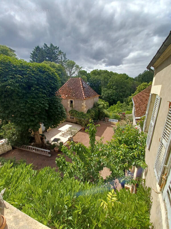 Maison à BEAUMONT-LA-FERRIERE