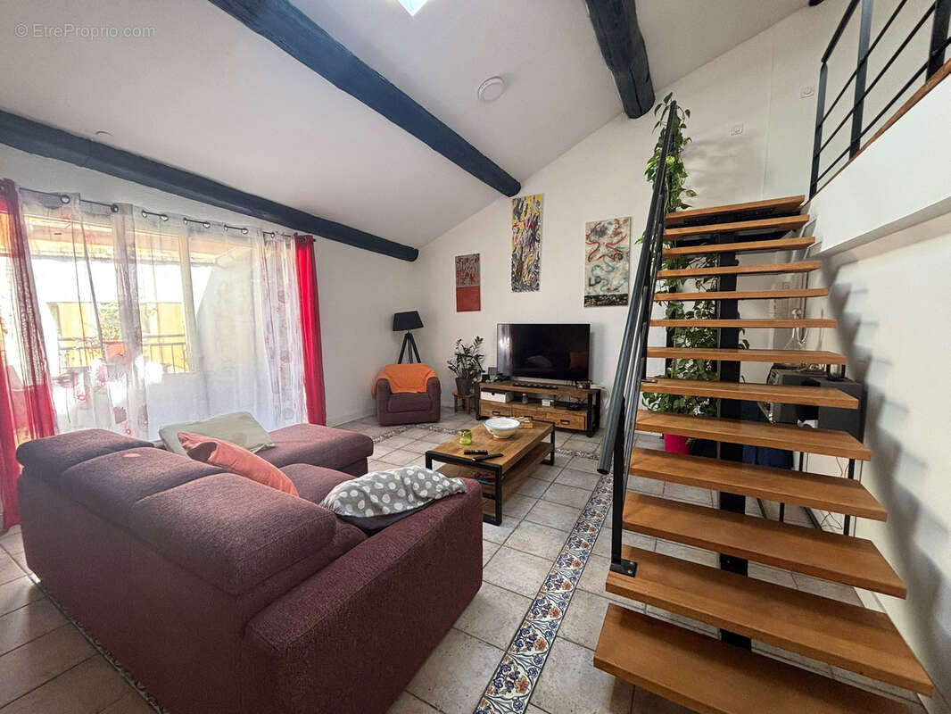 Appartement à COURSAN