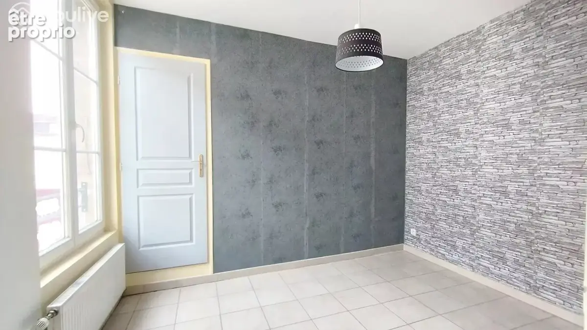 A saisir! Centre-ville Soissons - Appartement 4 pièces - photo 3