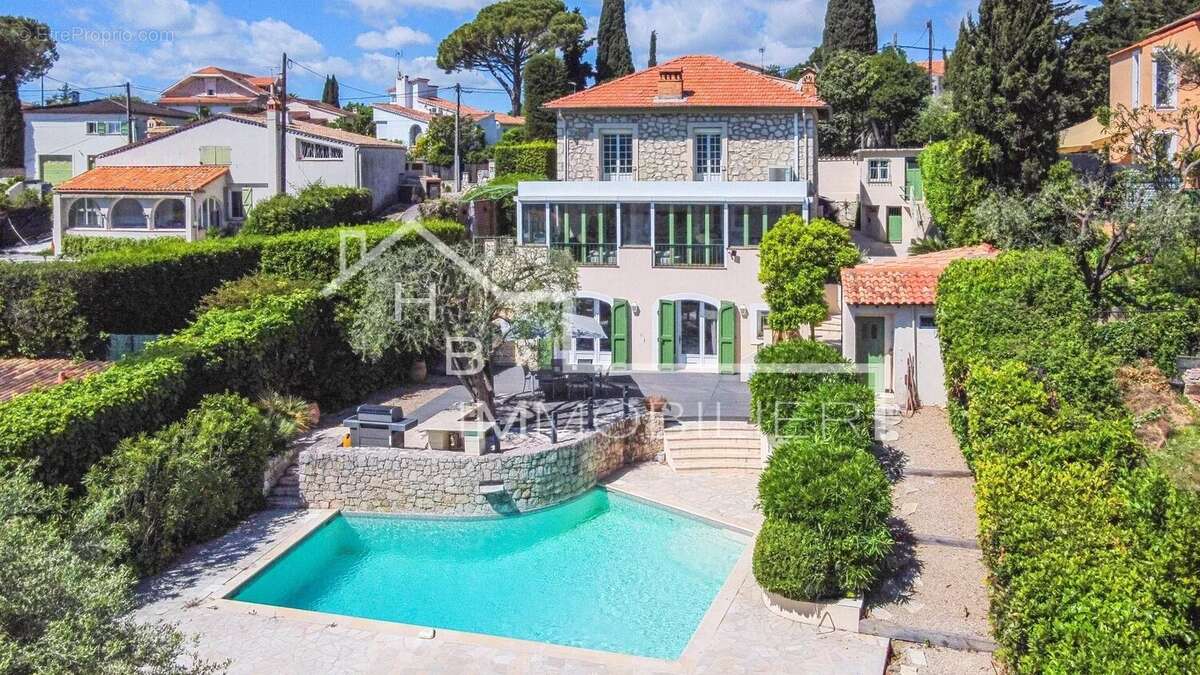 Maison à CAGNES-SUR-MER