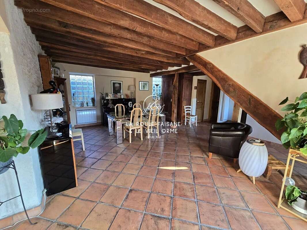 Maison à ROCHEFORT-EN-YVELINES