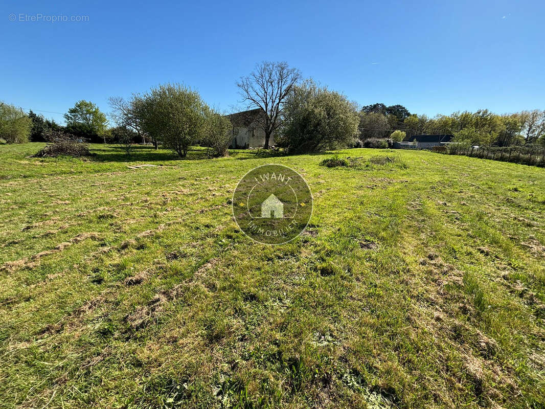 Maison à MOULIHERNE